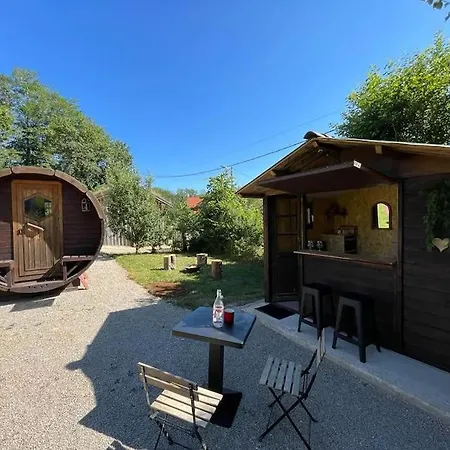 Villa Lagarta , La Buche Etival Exterior foto